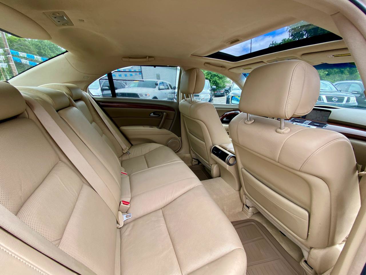 Used 2008 Acura RL AWD/4WD image 10
