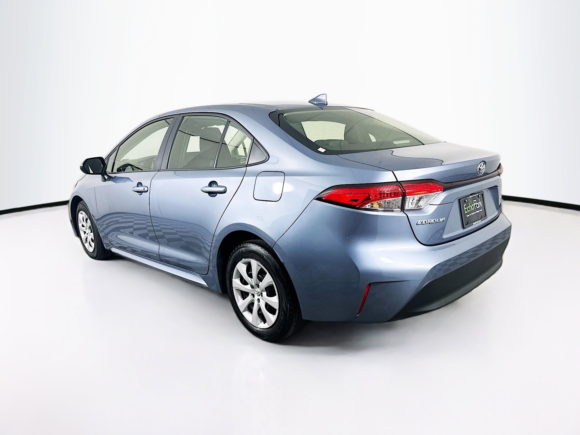 Used 2026 Toyota Corolla LE image 5