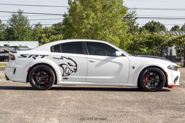 Used 2021 Dodge Charger SRT Hellcat w/ Harman/Kardon Audio Group RWD image 9