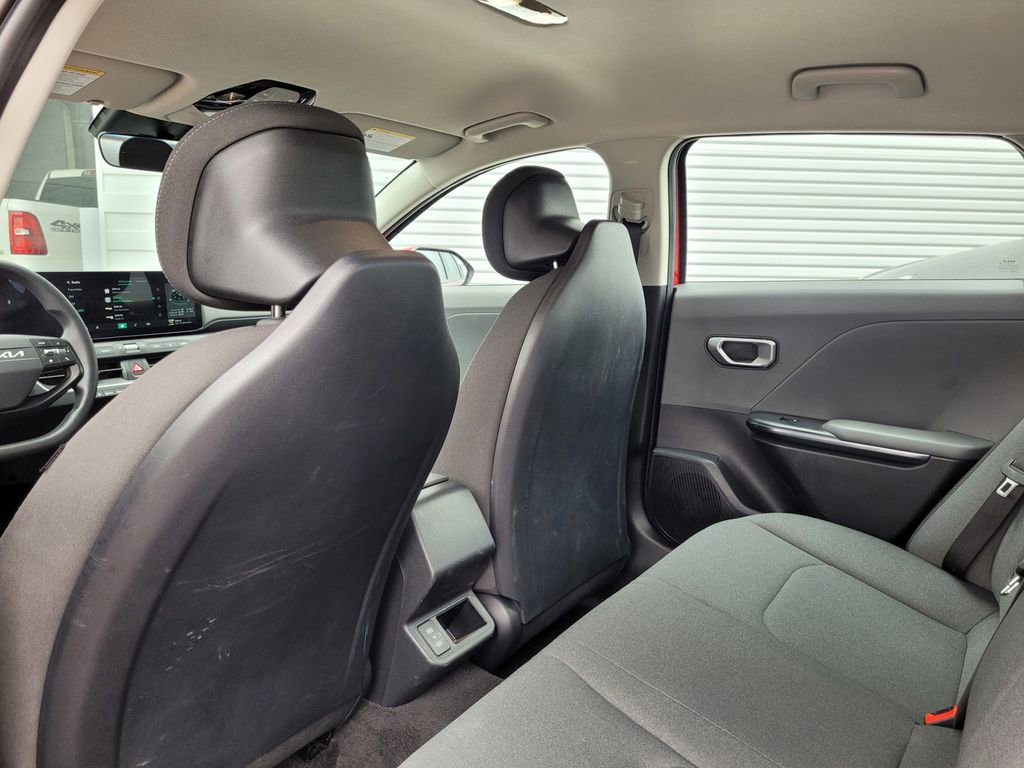Used 2025 Kia K4 FWD image 14