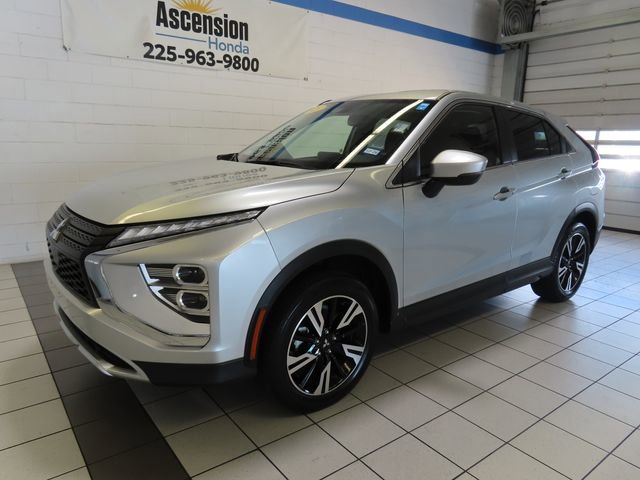 Used 2025 Mitsubishi Eclipse Cross SE image 2
