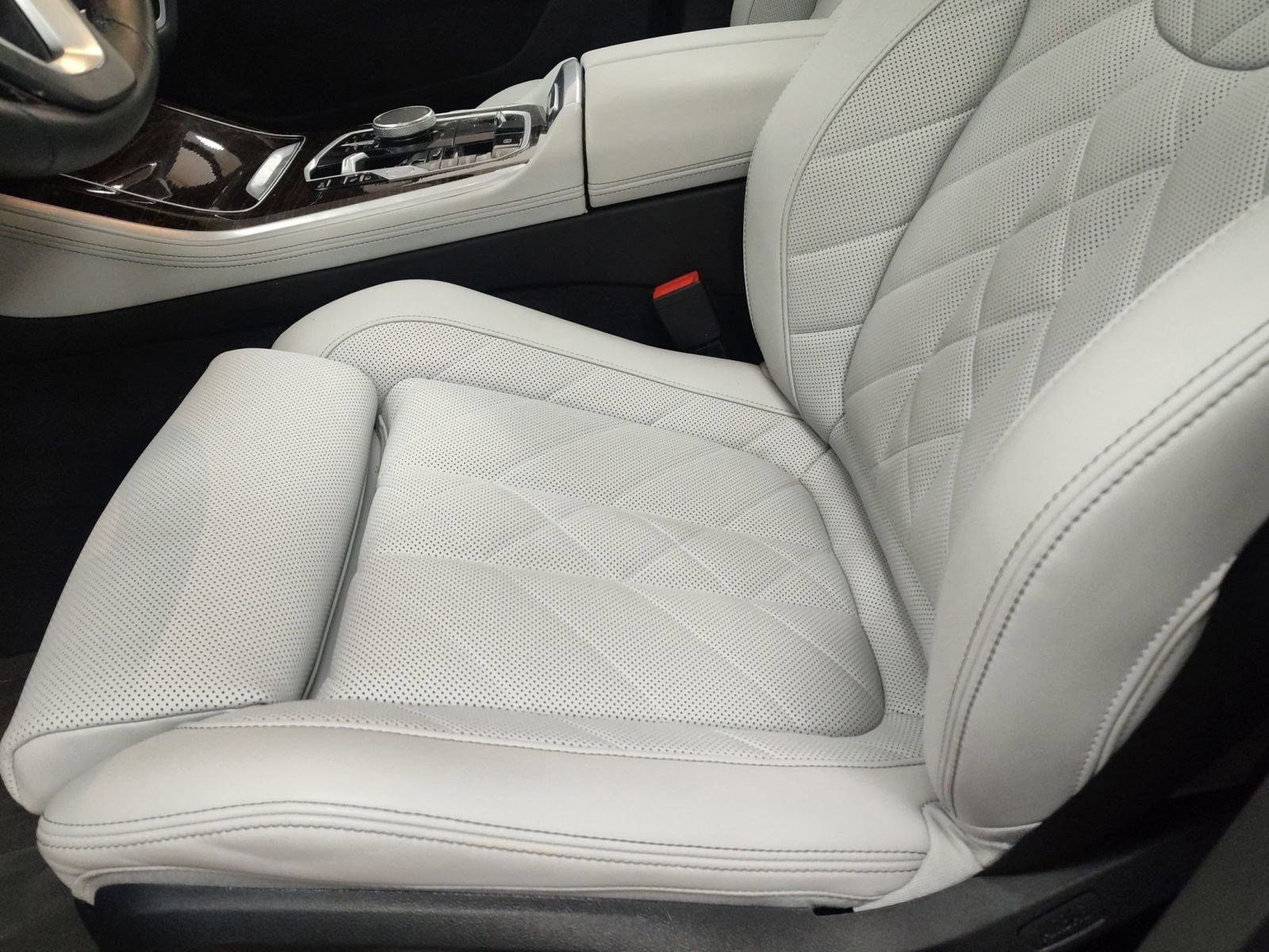 Certified 2024 BMW X5 xDrive50e image 13