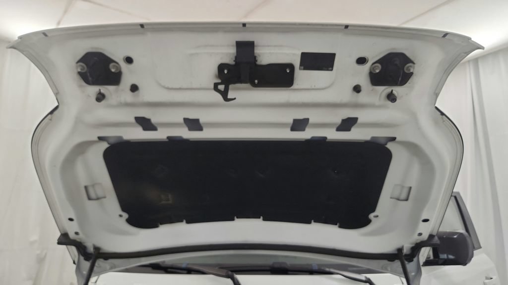 Used 2023 Land Rover Defender 90 S AWD/4WD image 45