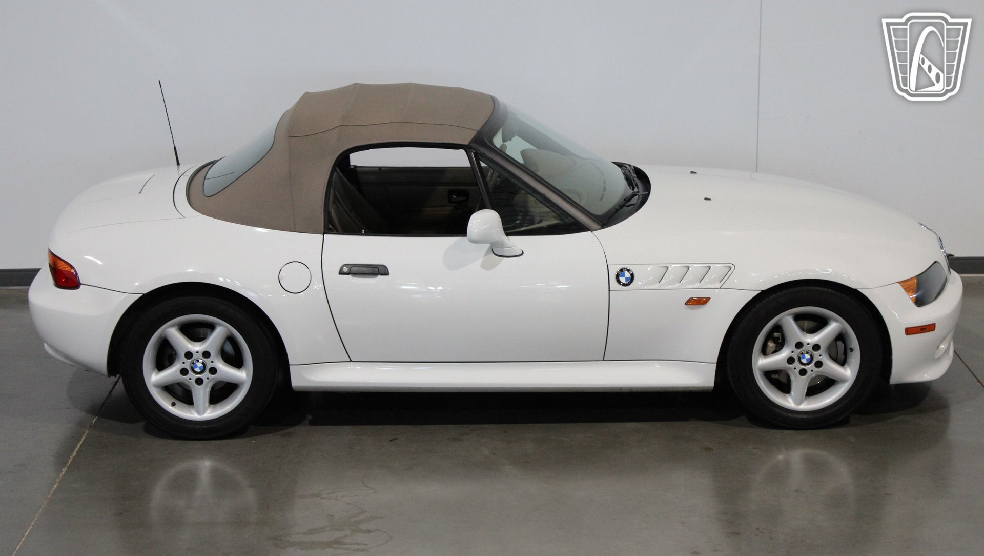 Used 1997 BMW Z3 2.8 RWD image 15