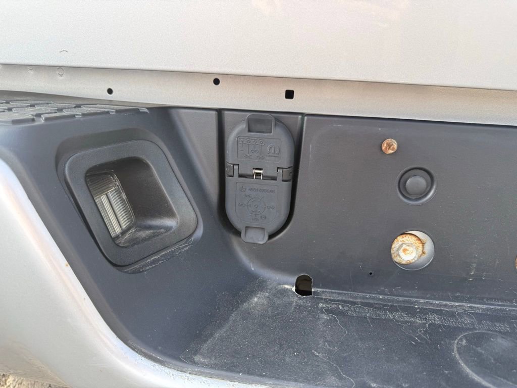 Used 2017 RAM 1500 Express image 42