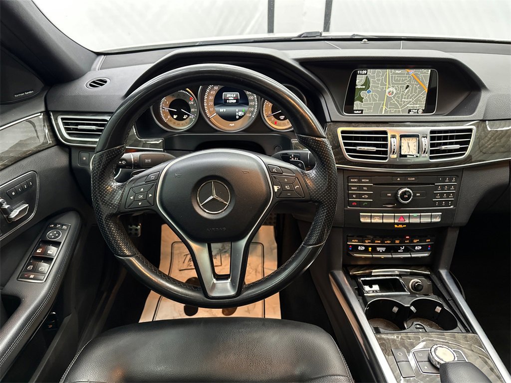 Used 2016 Mercedes-Benz E 350 Sedan image 23