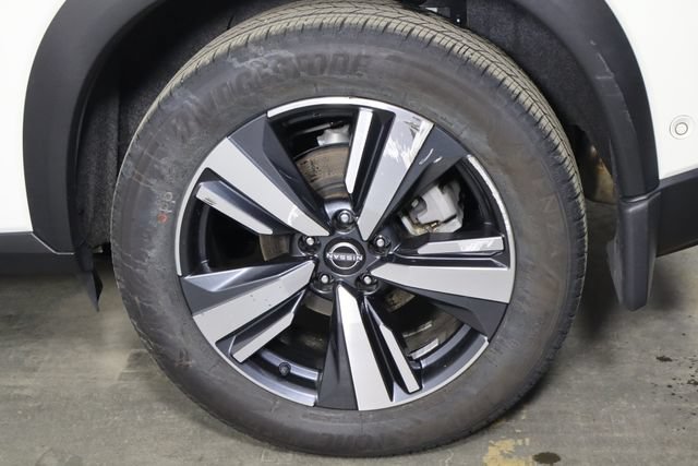 Used 2023 Nissan Rogue Platinum w/ Platinum Premium Package AWD/4WD image 36