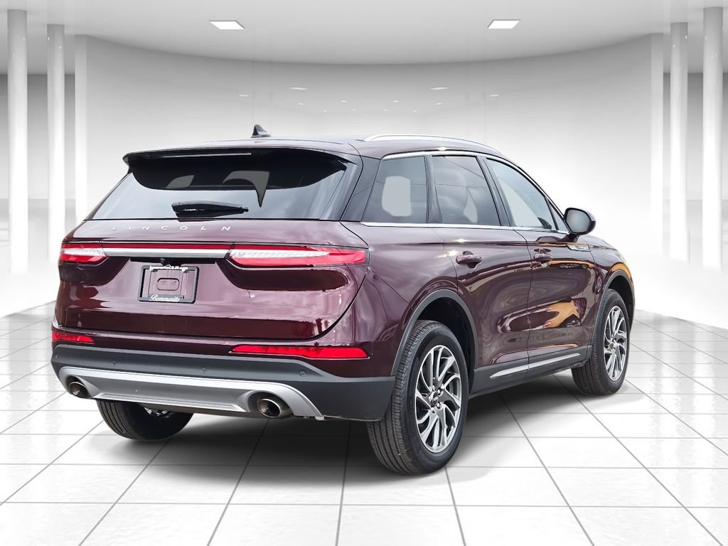 Used 2021 Lincoln Corsair AWD w/ Equipment Group 101A image 3