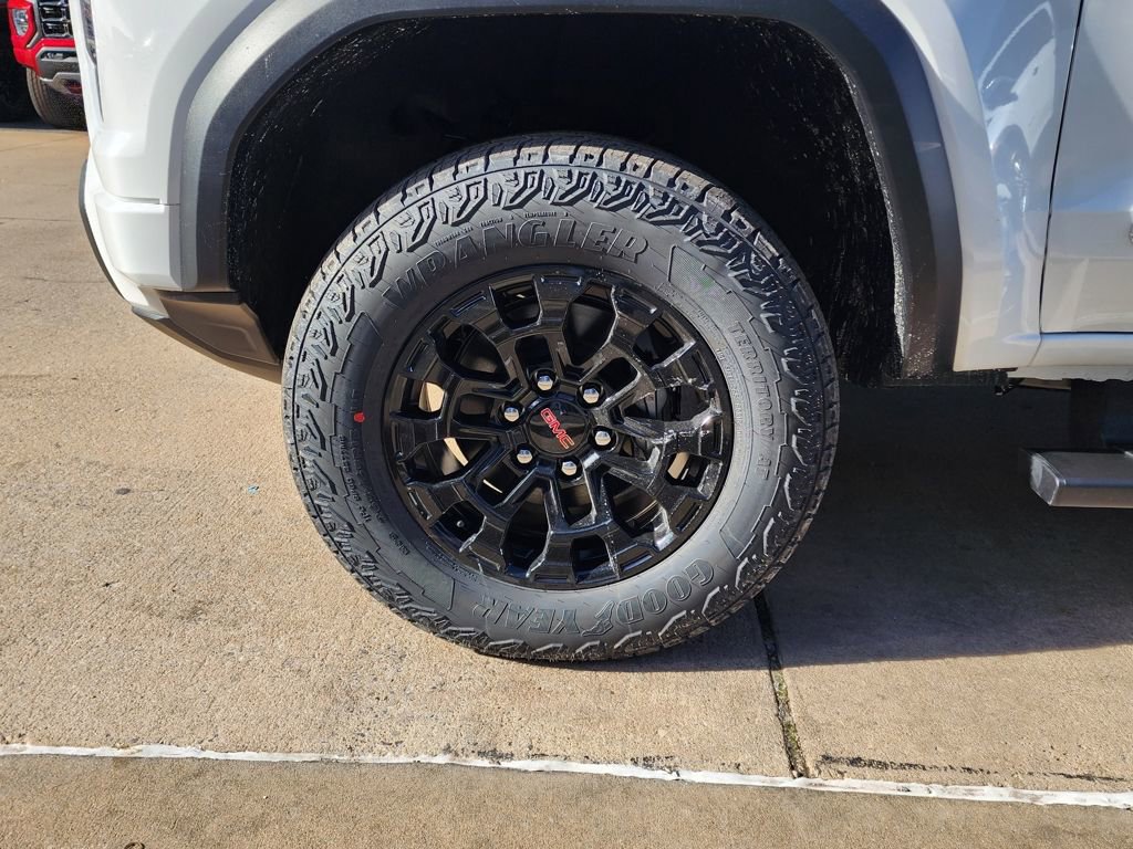 New 2026 GMC Canyon Elevation w/ Convenience Package image 52