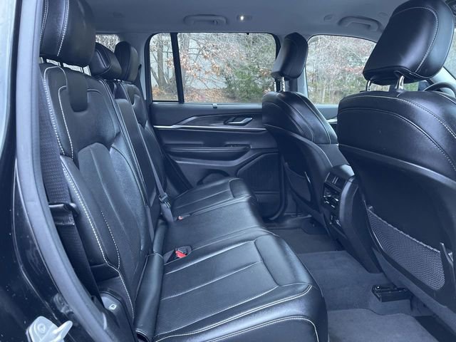 Used 2023 Jeep Grand Cherokee Limited w/ Luxury Tech Group II image 26