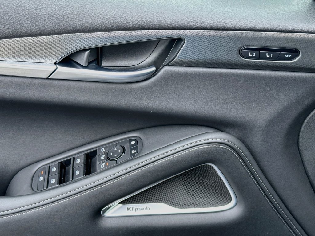 New 2027 INFINITI QX60 Luxe w/ Cargo Package FWD image 18