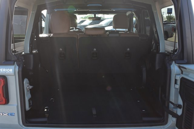 Used 2023 Jeep Wrangler Unlimited Sahara w/ Cold Weather Group image 18