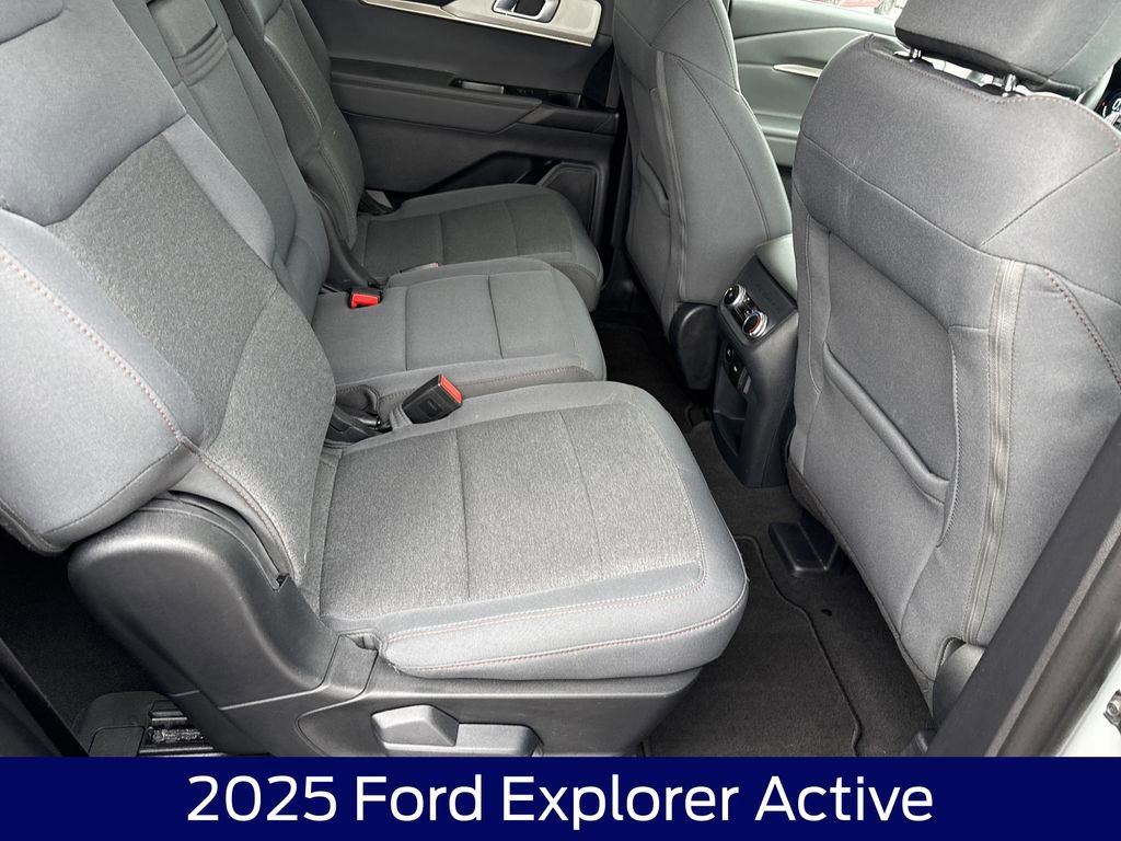 Used 2025 Ford Explorer Active image 14