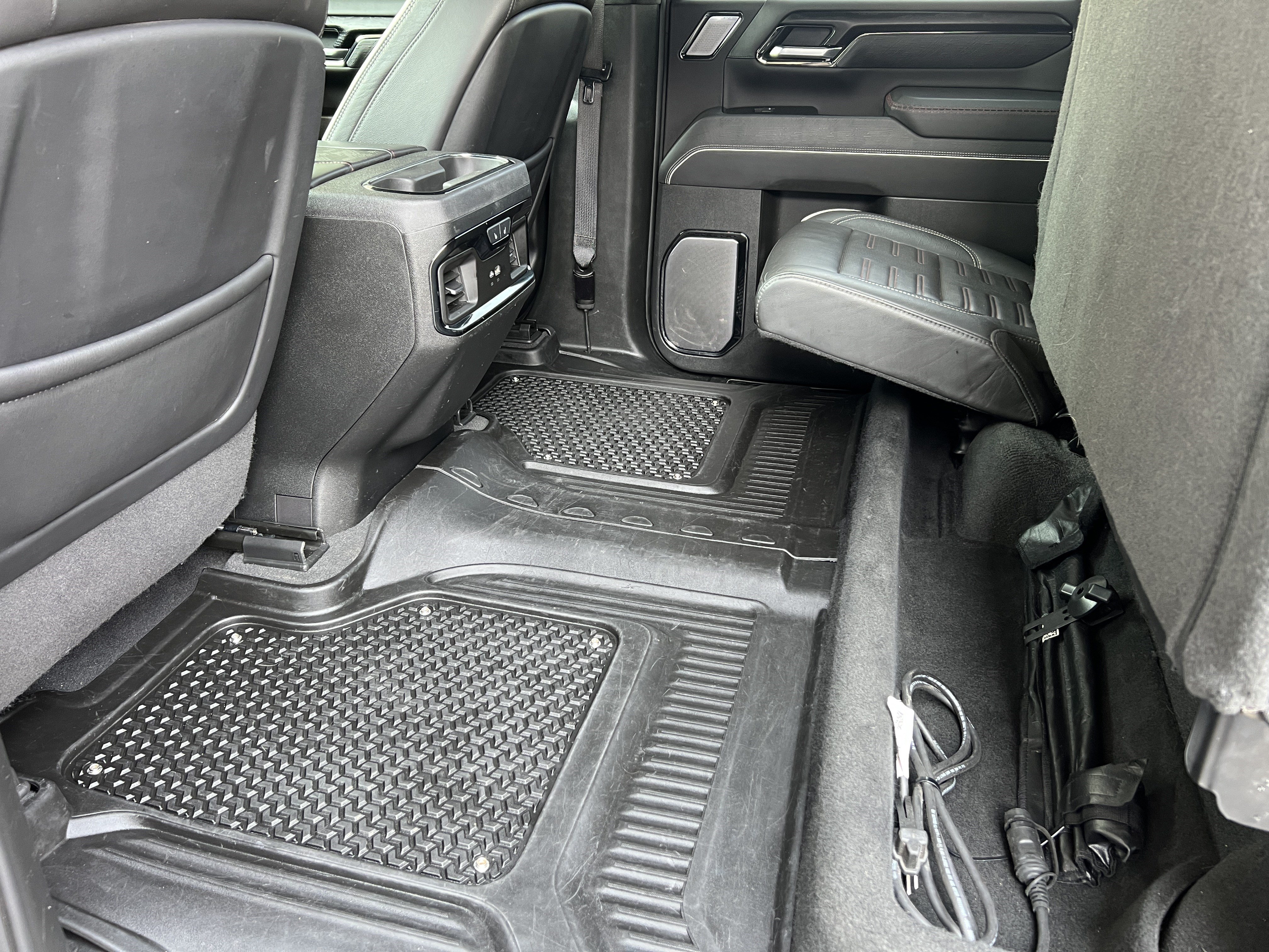 Used 2024 GMC Sierra 2500 AT4X AWD/4WD image 19