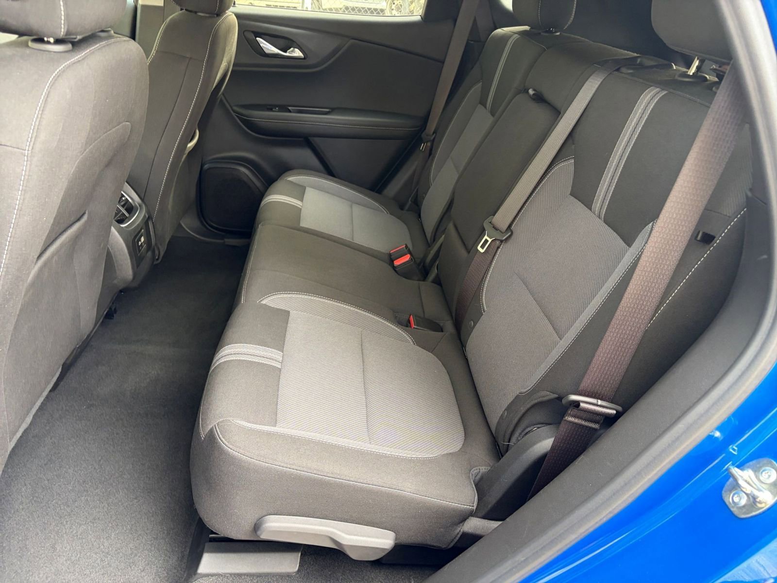 Used 2025 Chevrolet Blazer LT image 23
