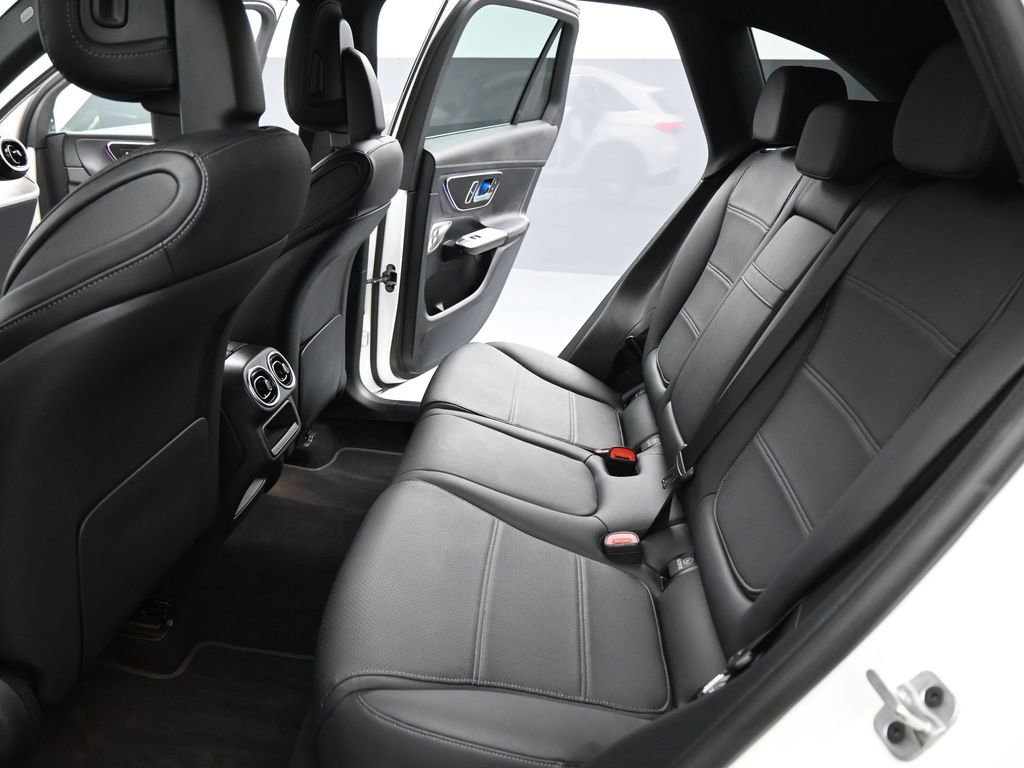 Used 2024 Mercedes-Benz GLC 300 image 17