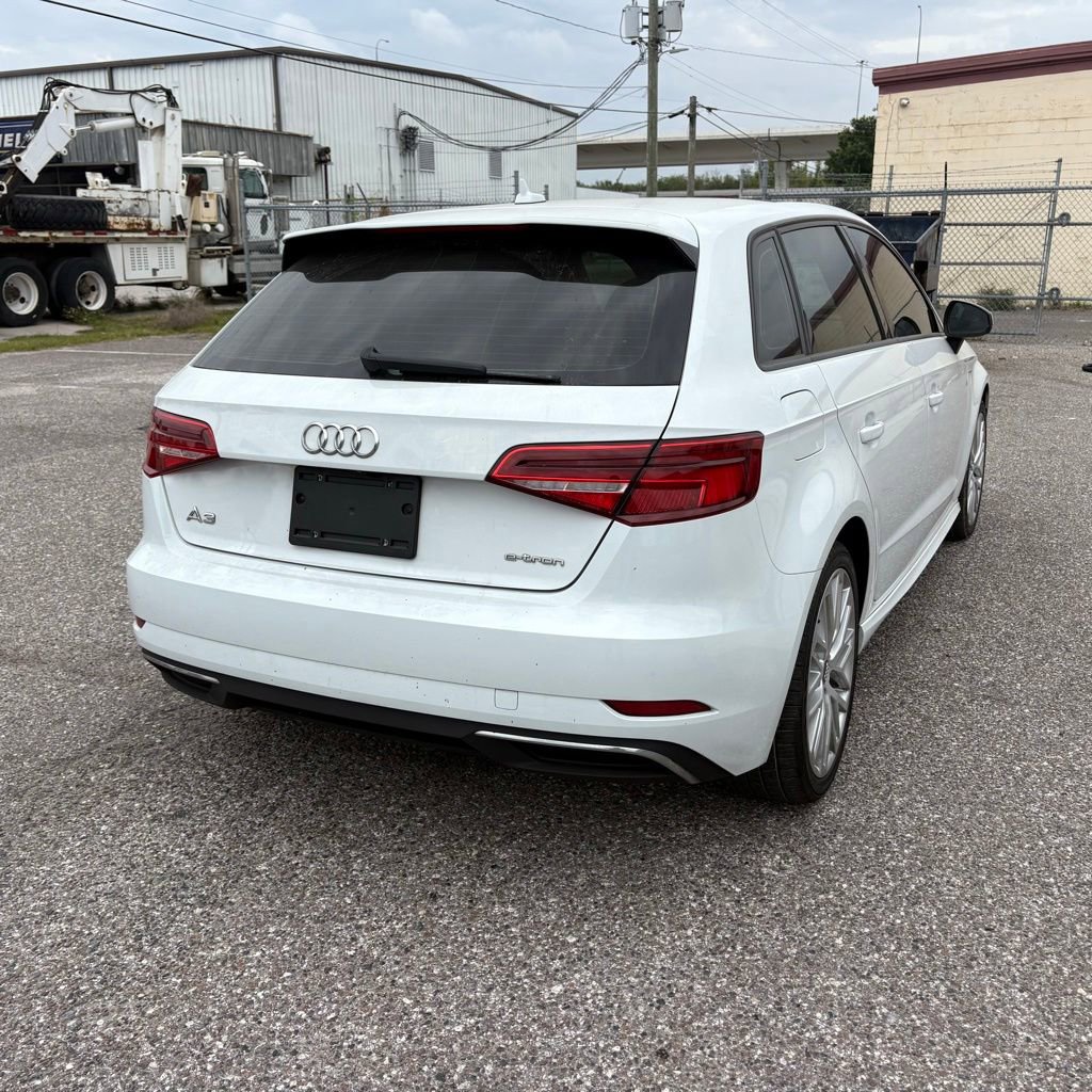 Used 2018 Audi A3 e-tron Premium w/ Sport Package FWD image 3