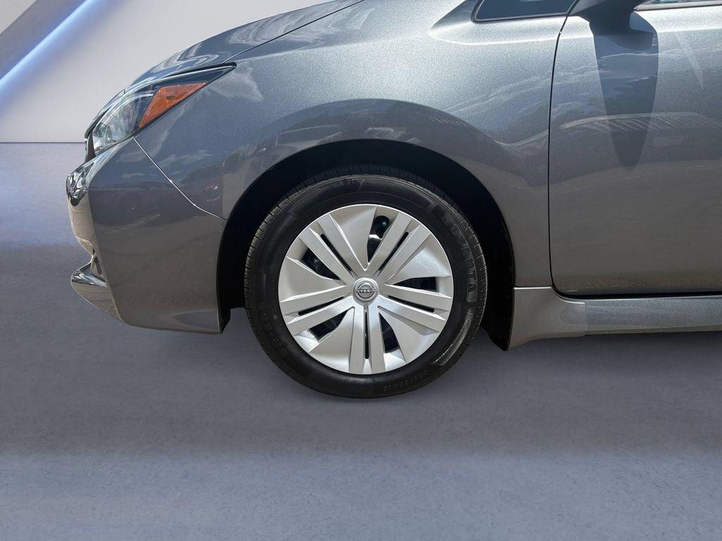 Used 2024 Nissan Leaf S FWD image 14