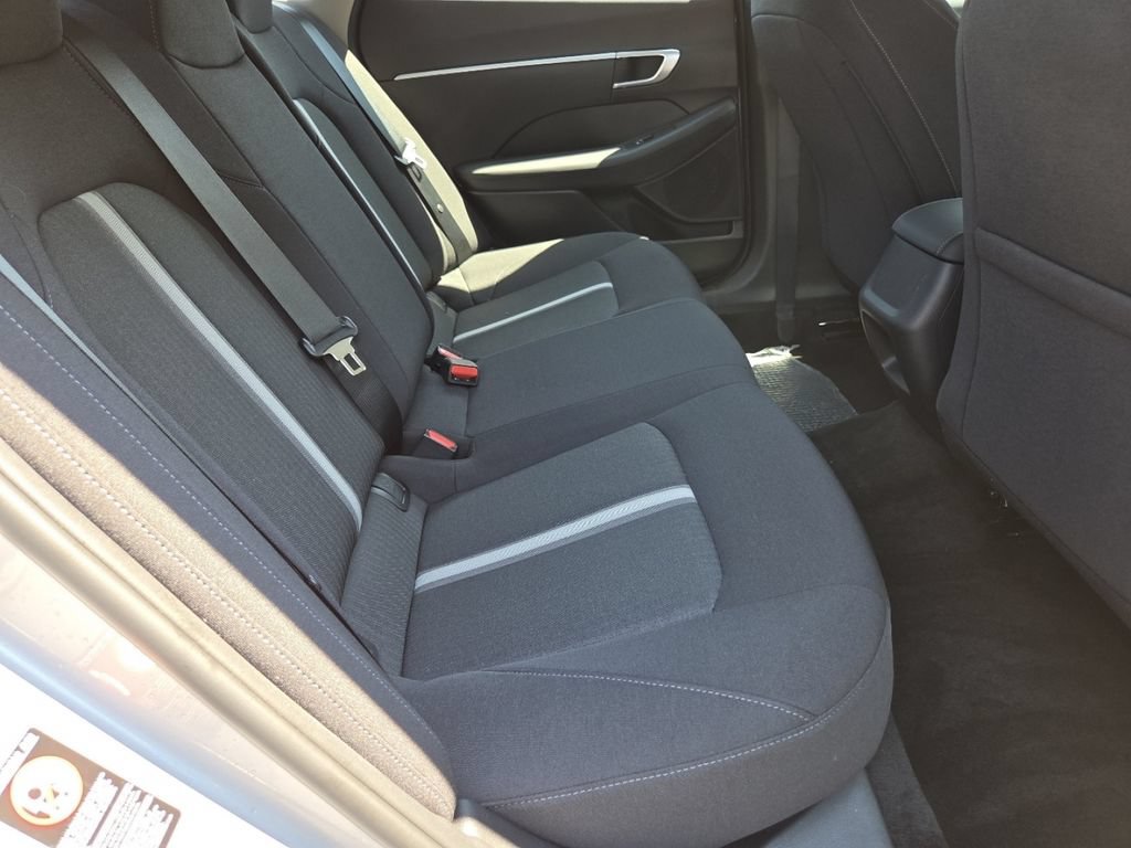 Used 2023 Hyundai Sonata SE FWD image 24