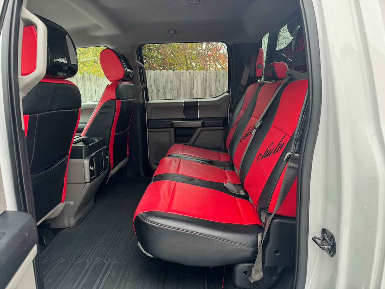 Used 2015 Ford F150 XLT image 24