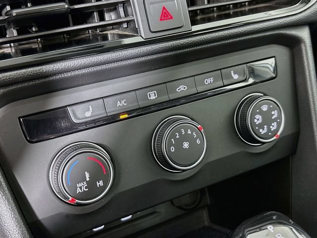 Certified 2022 Volkswagen Taos S AWD/4WD image 17