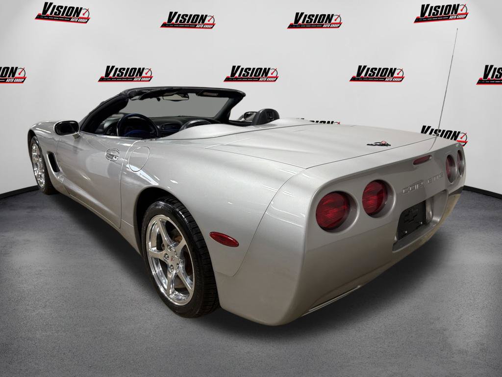 Used 2004 Chevrolet Corvette Convertible w/ Preferred Equipment Group RWD image 7