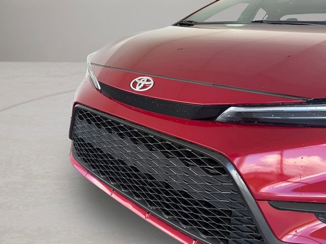 Used 2024 Toyota Corolla SE image 2