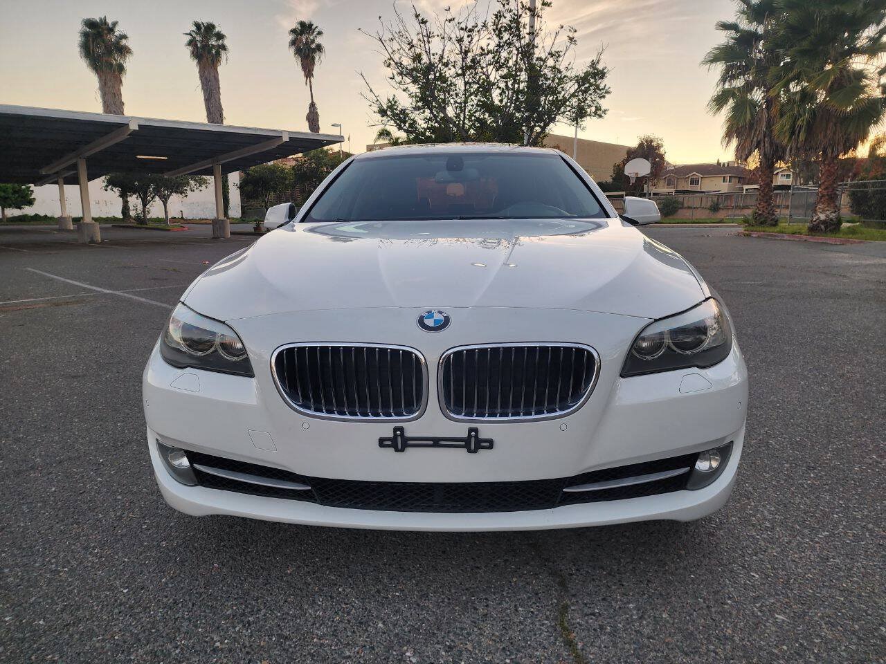 Used 2012 BMW 528i Sedan RWD image 3