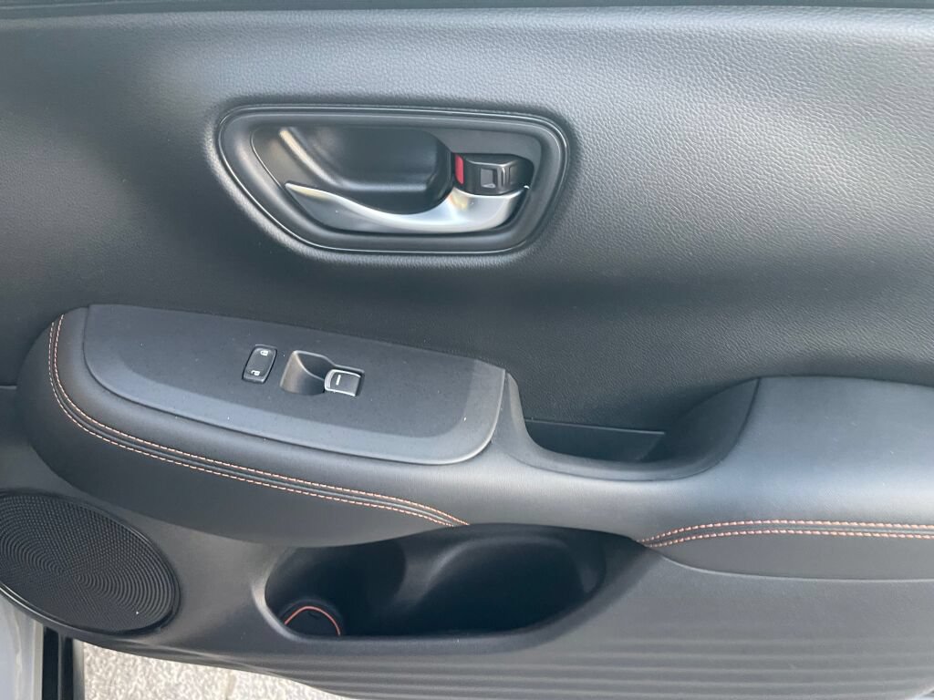 Certified 2024 Honda HR-V Sport image 30