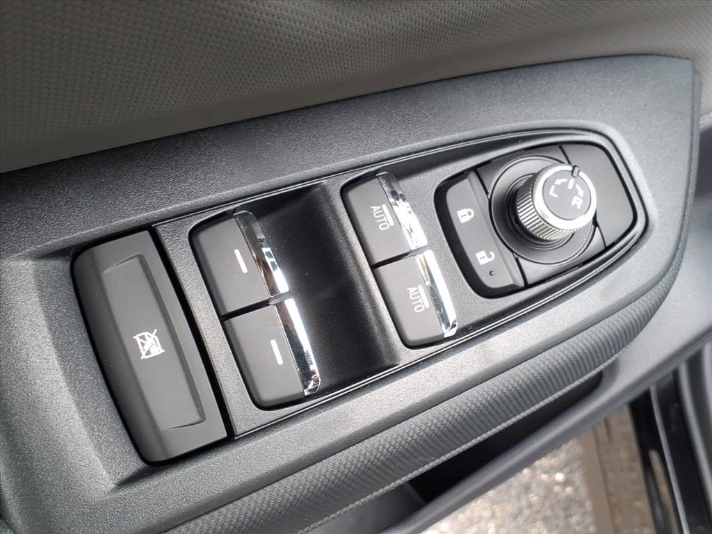 Used 2025 Subaru Forester Sport image 11