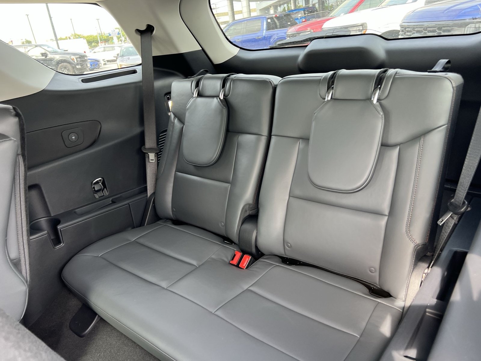 New 2026 Ford Explorer Active w/ Active Comfort Package AWD/4WD image 25