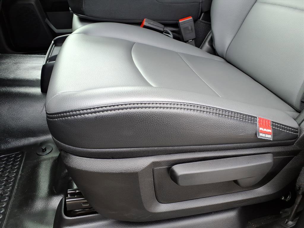 New 2026 RAM 2500 Tradesman w/ Chrome Appearance Group image 16