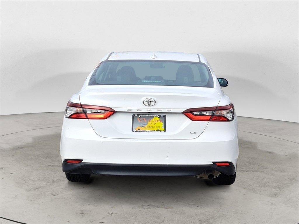 Used 2024 Toyota Camry LE image 4