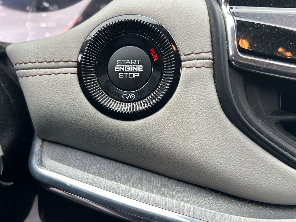 Certified 2022 Jeep Compass Limited image 24