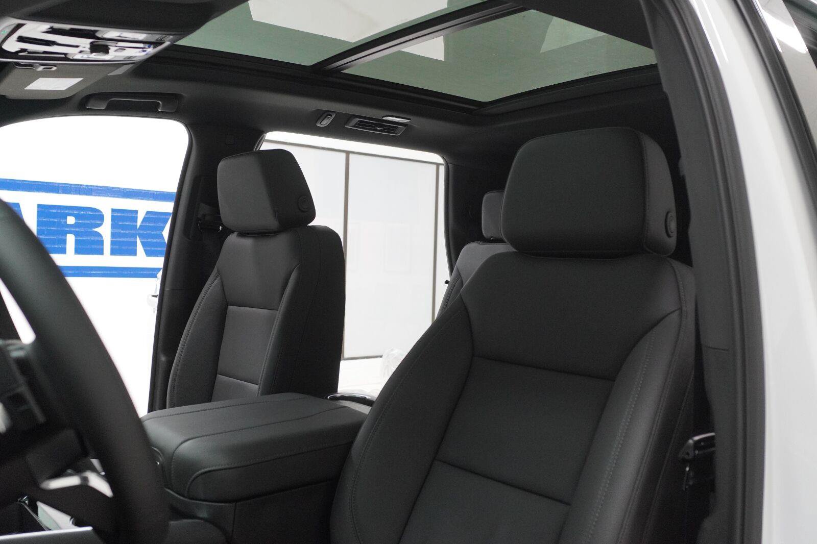 New 2026 Chevrolet Tahoe Z71 w/ Z71 Off-Road Package AWD/4WD image 6