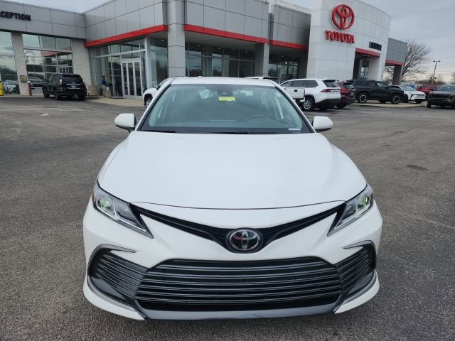 Used 2024 Toyota Camry LE FWD image 2