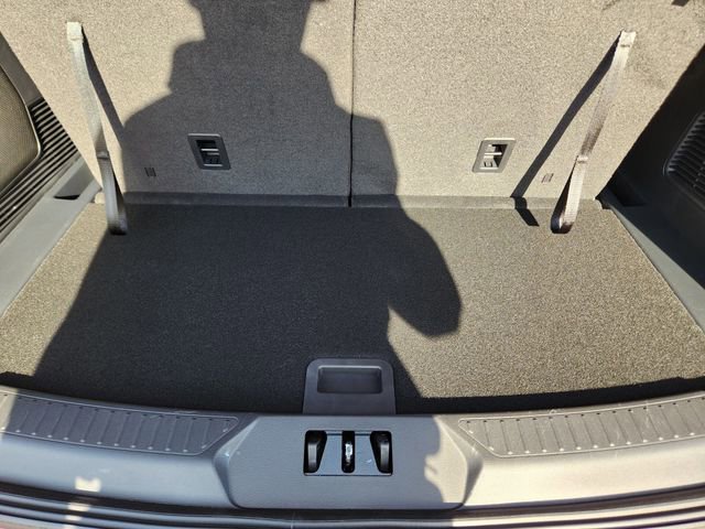 New 2026 Ford Explorer ST-Line w/ ST-Line Street Pack image 33