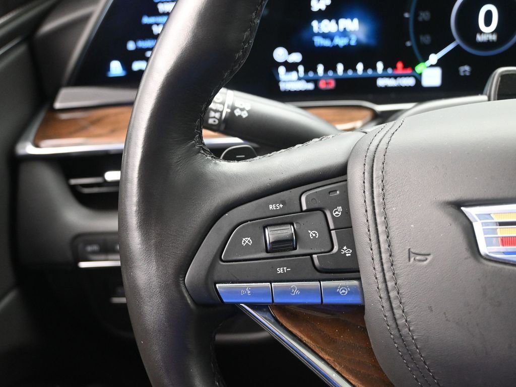 Used 2024 Cadillac Escalade ESV Premium Luxury Platinum image 14