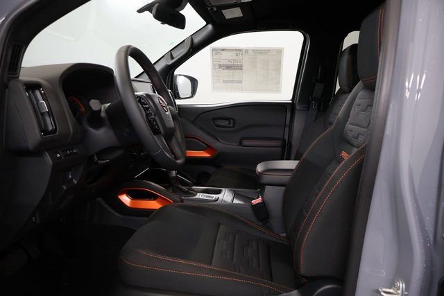 New 2026 Nissan Frontier PRO-4X w/ Pro-4x Convenience Package image 11