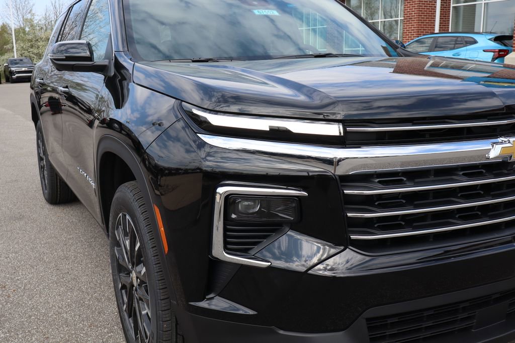 New 2026 Chevrolet Traverse LT FWD image 5