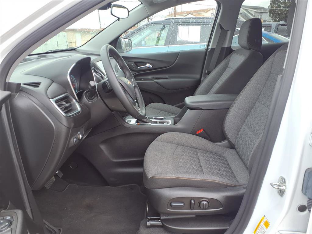 Used 2024 Chevrolet Equinox LT image 21