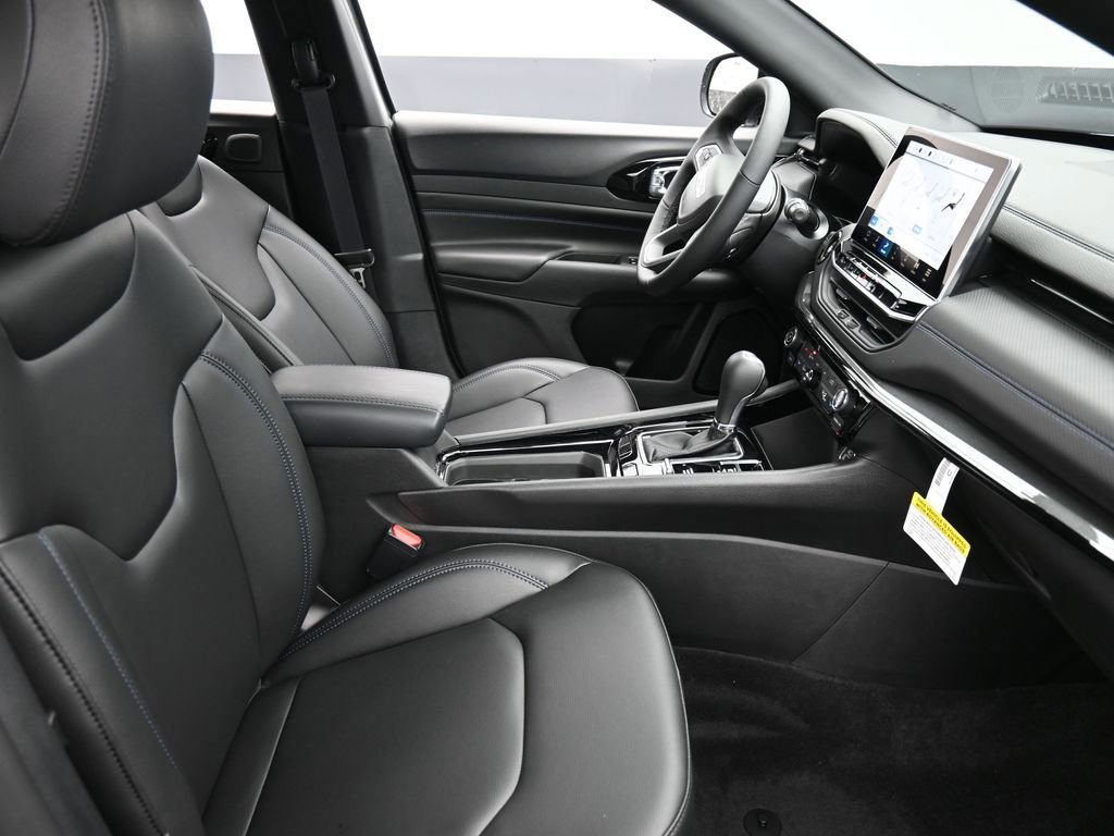 New 2026 Jeep Compass Limited image 20