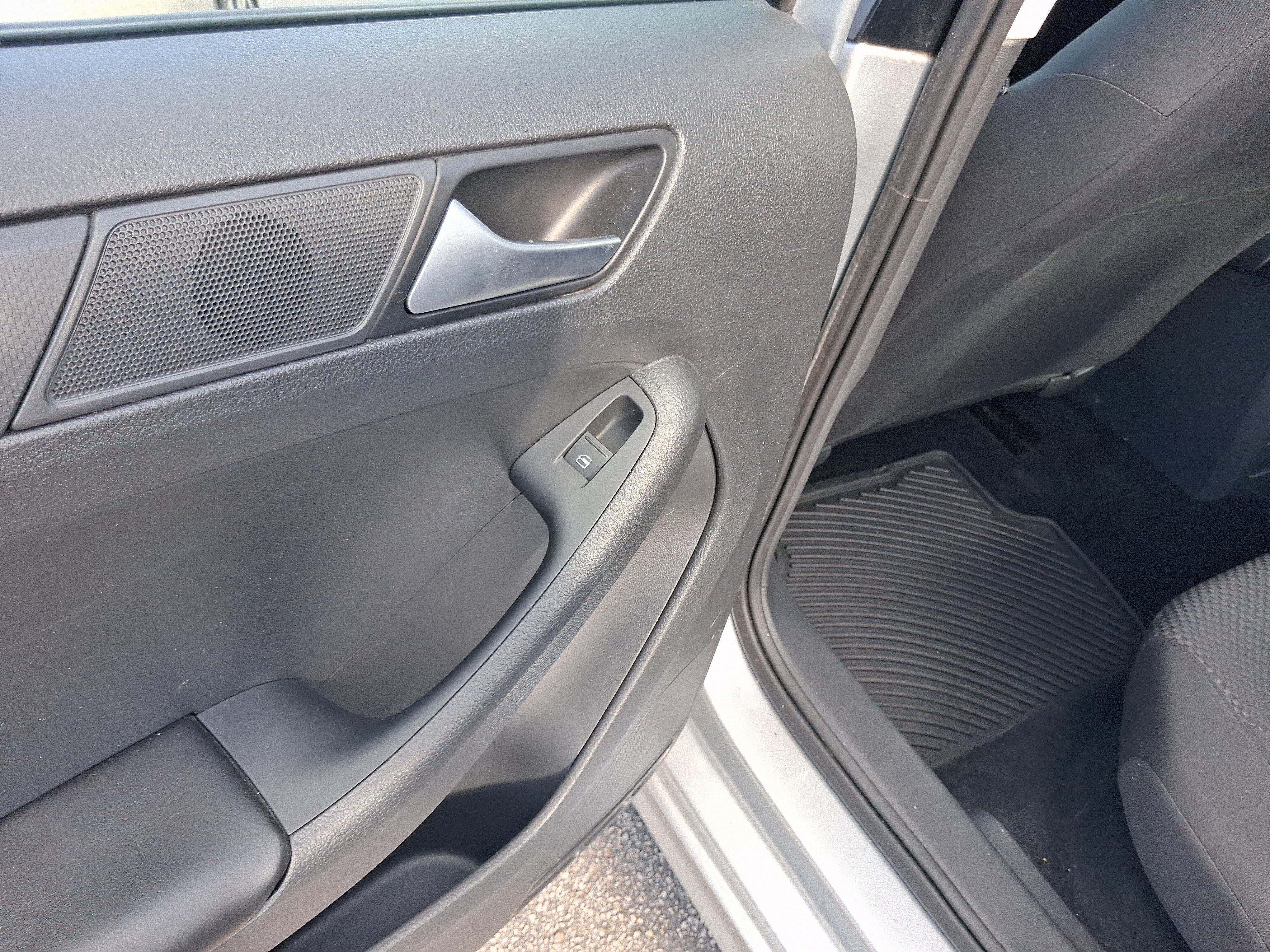 Used 2014 Volkswagen Jetta S FWD image 10
