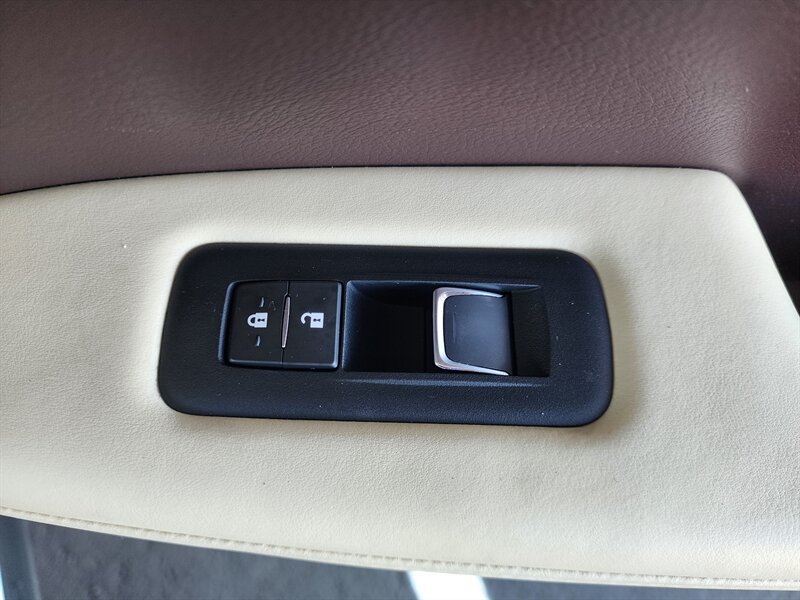 Used 2019 Lexus RX 450h AWD w/ Navigation Package image 69