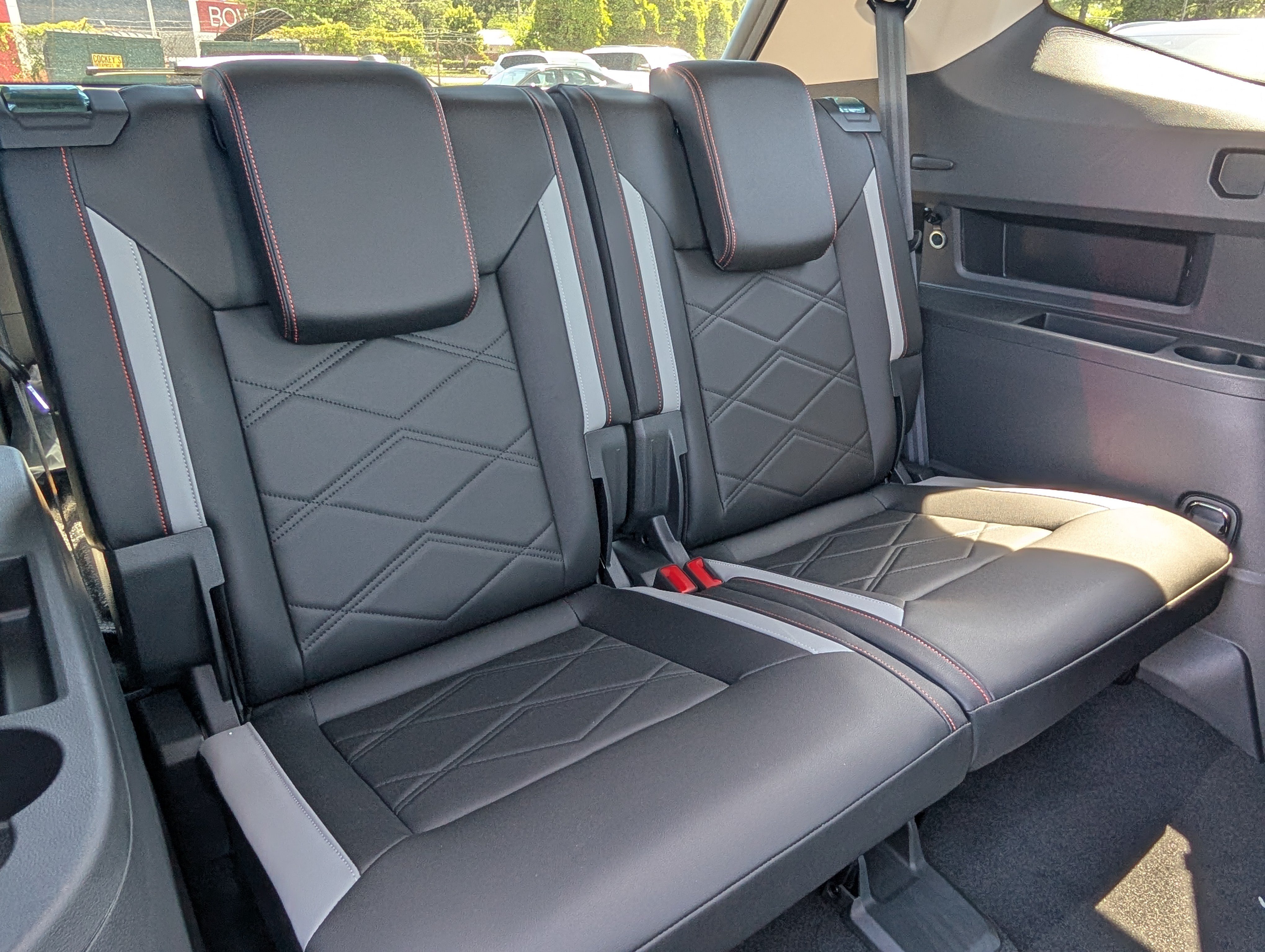 New 2026 Volkswagen Atlas Peak Edition AWD/4WD image 11