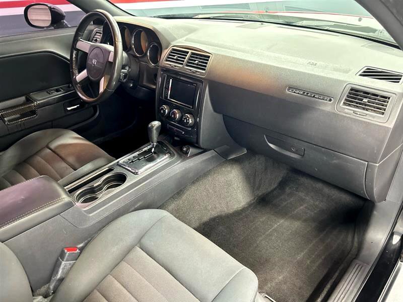 Used 2010 Dodge Challenger R/T image 17
