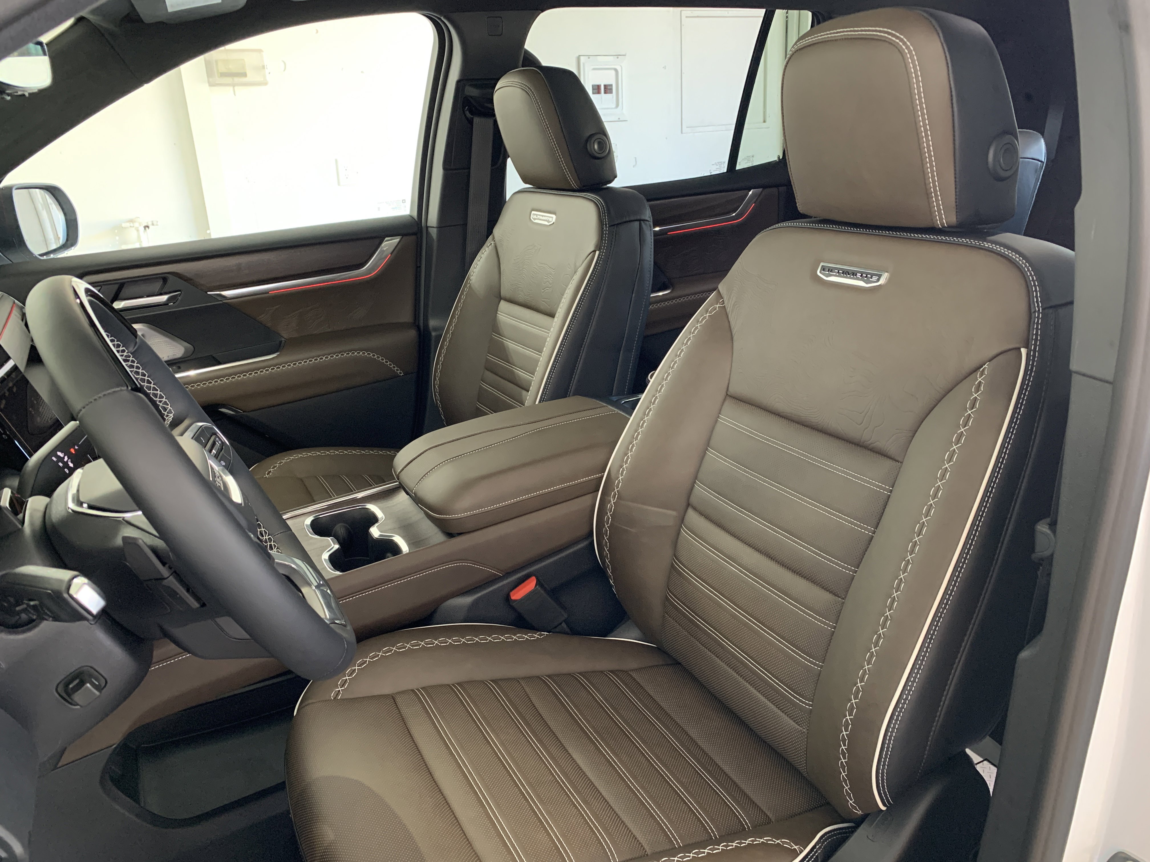 New 2026 GMC Acadia Denali Ultimate image 14