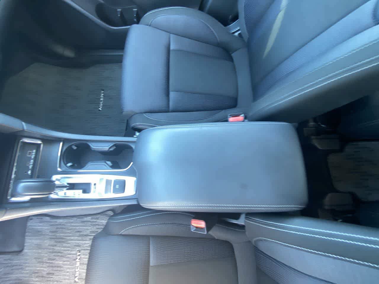 Used 2024 Subaru Ascent Premium w/ Convenience Package AWD/4WD image 20