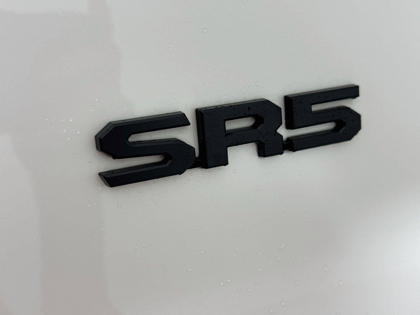 Used 2025 Toyota 4Runner SR5 AWD/4WD image 36
