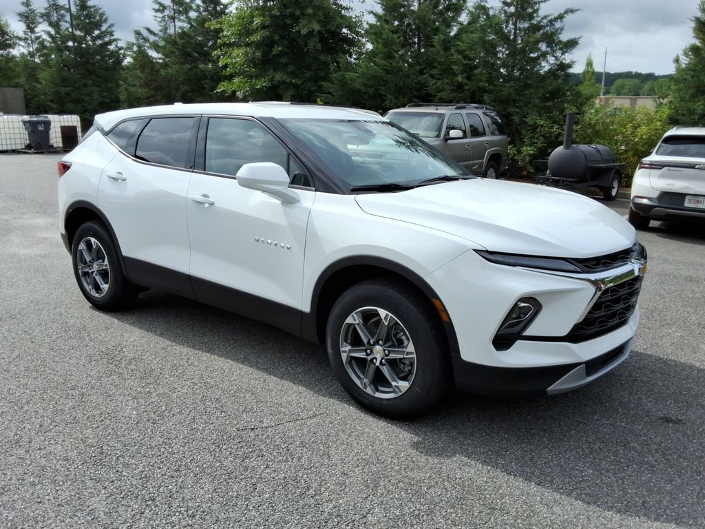 New 2026 Chevrolet Blazer LT FWD image 3